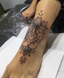 125 Most Popular Foot Tattoos For Women - Wild Tattoo Art