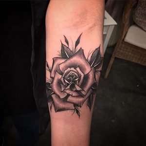 155 Rose Tattoos: Everything You Should Know (with Meanings) - Wild ...