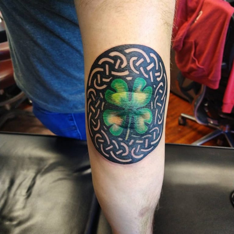 95 Four Leaf Clover Tattoo Ideas and Everything You Need to Know - Wild ...