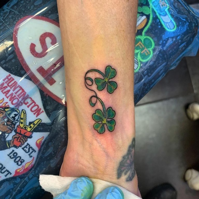 95 Four Leaf Clover Tattoo Ideas and Everything You Need to Know - Wild ...